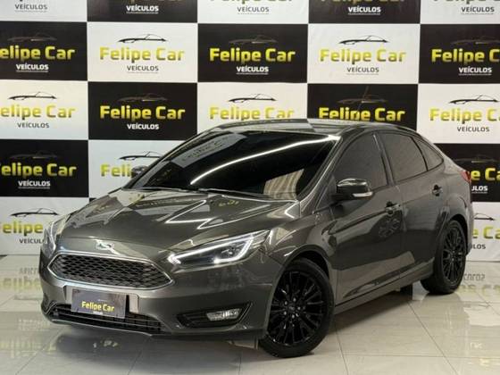 FORD FOCUS 2.0 SE PLUS FASTBACK 16V FLEX 4P POWERSHIFT